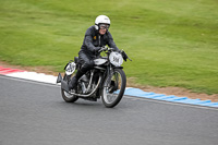 Vintage-motorcycle-club;eventdigitalimages;mallory-park;mallory-park-trackday-photographs;no-limits-trackdays;peter-wileman-photography;trackday-digital-images;trackday-photos;vmcc-festival-1000-bikes-photographs